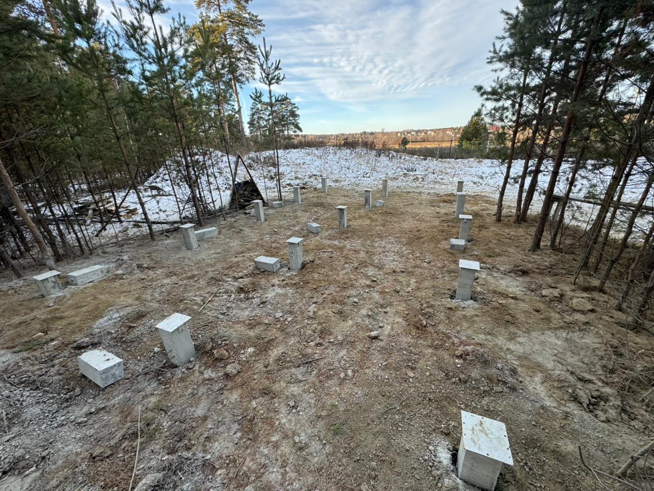 Свайный фундамент под баню в ДНП Золотые Пески - 15 железобетонных свай 150х150 мм