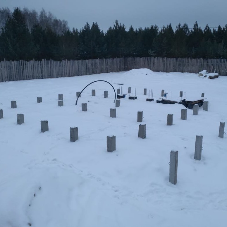 Забивка ЖБ свай — 31 сваю С30.15 в Бобровскем